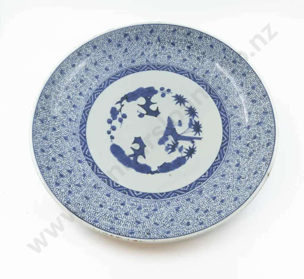 Early C20th Chinese Underglaze Blue Charger Image 1++