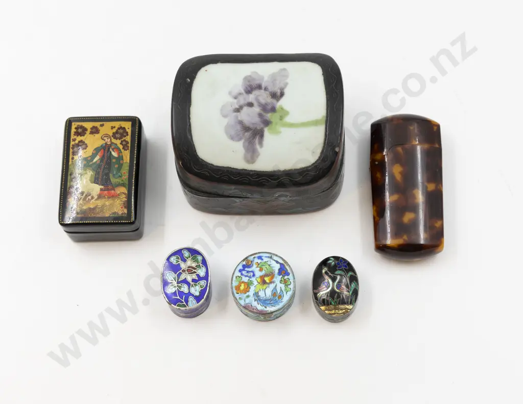 Miniature Russian Lacquer Box Three Silver Boxes & Various Image 1++