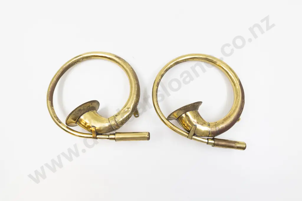 Pair of Vintage Brass Car Horns Image 1++