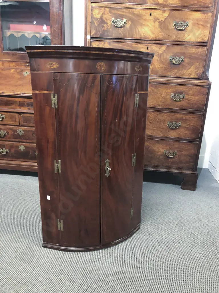 Attractive Geo III Mahogany & Inlaid Bow Front Hanging Corner Cupboard Image 1++