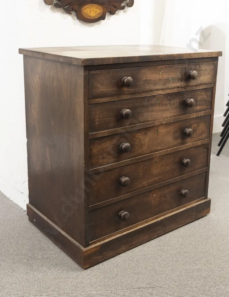 C19th Mahogany 5 Drawer Chest Image 1++