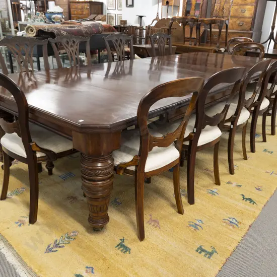 Large Vict Walnut Extension Dining Table