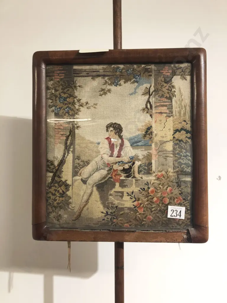 Regency Mahogany Polescreen Image 1++