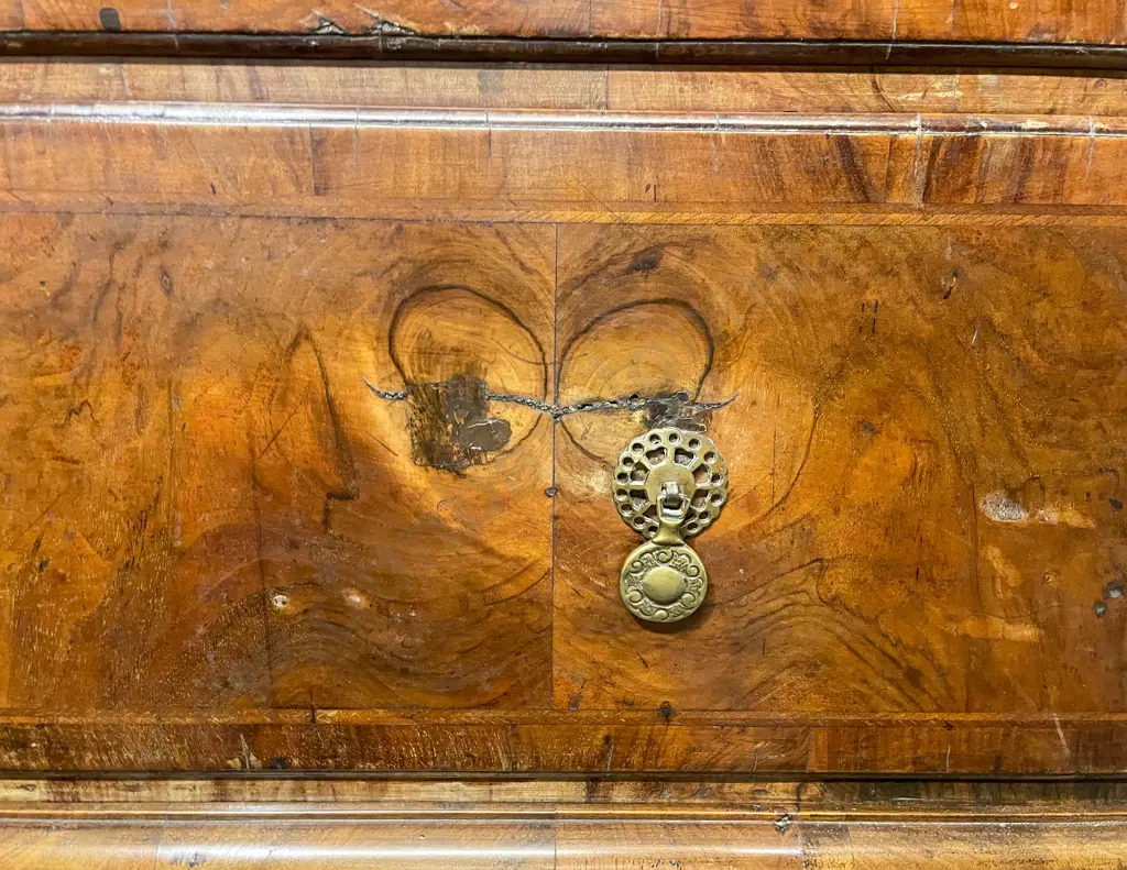 Wm & Mary Walnut & Crossbanded Chest On Stand Image 1++