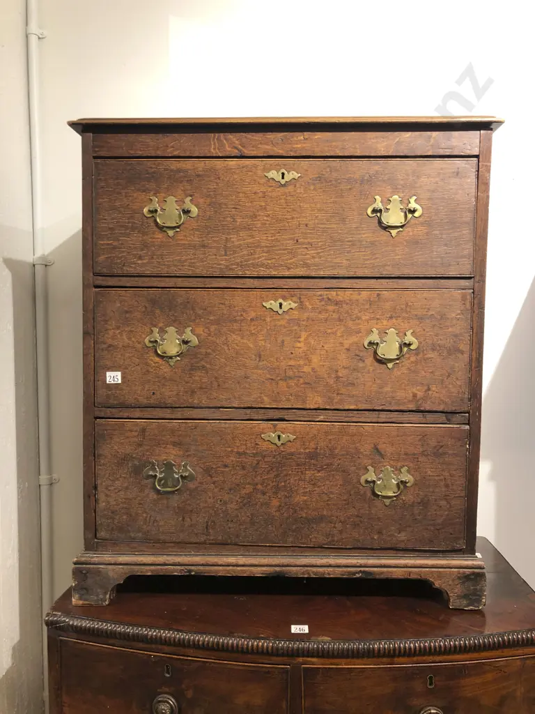 Geo III Oak Flat Front Chest Of Drawers Image 1++