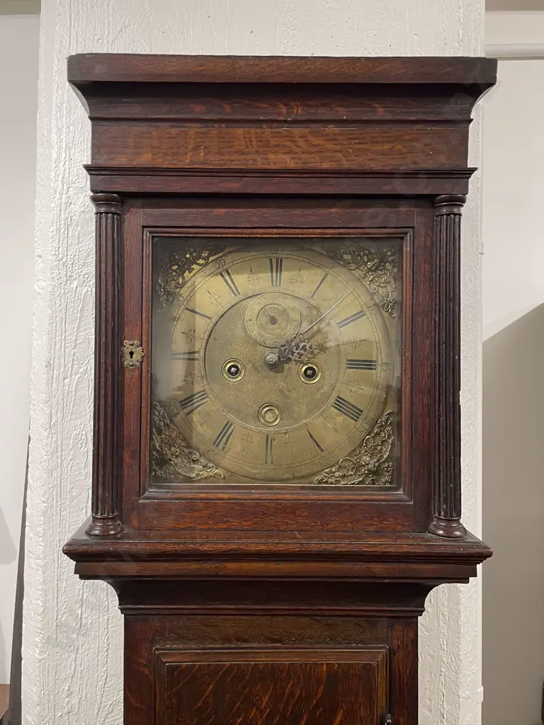 C18th English Oak Brass Faced Longcase Clock Image 1++