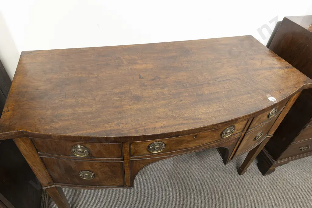 Geo III Mahogany Bow Front Sideboard Image 1++