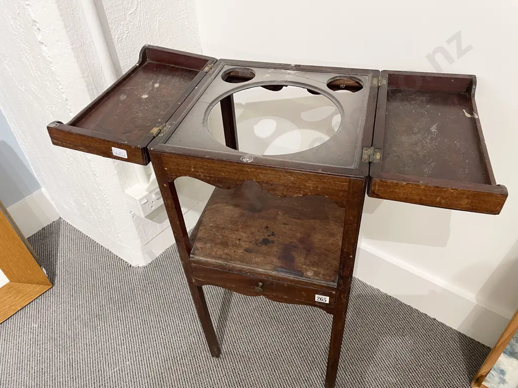Geo III Mahogany Night Stand Image 1++