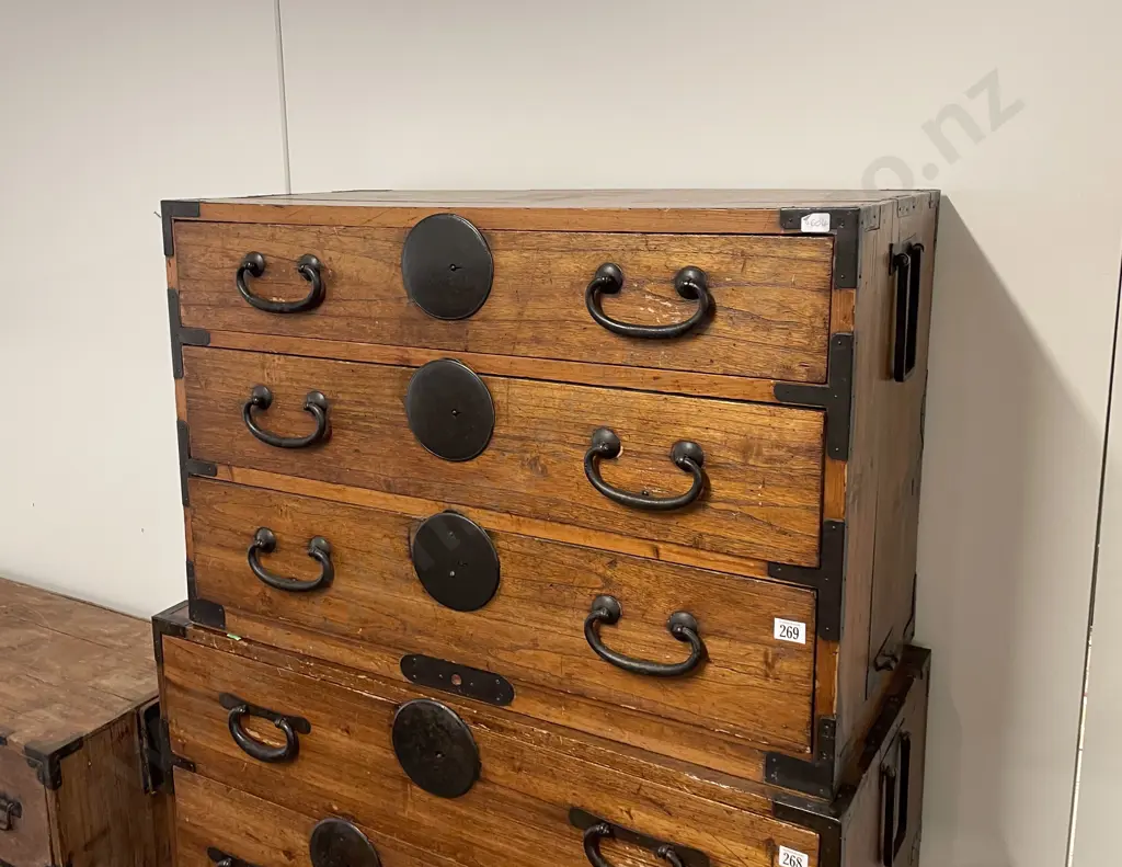 Antique Japanese Tansu Cedar & Iron Bound 3 Drawer Chest Image 1++