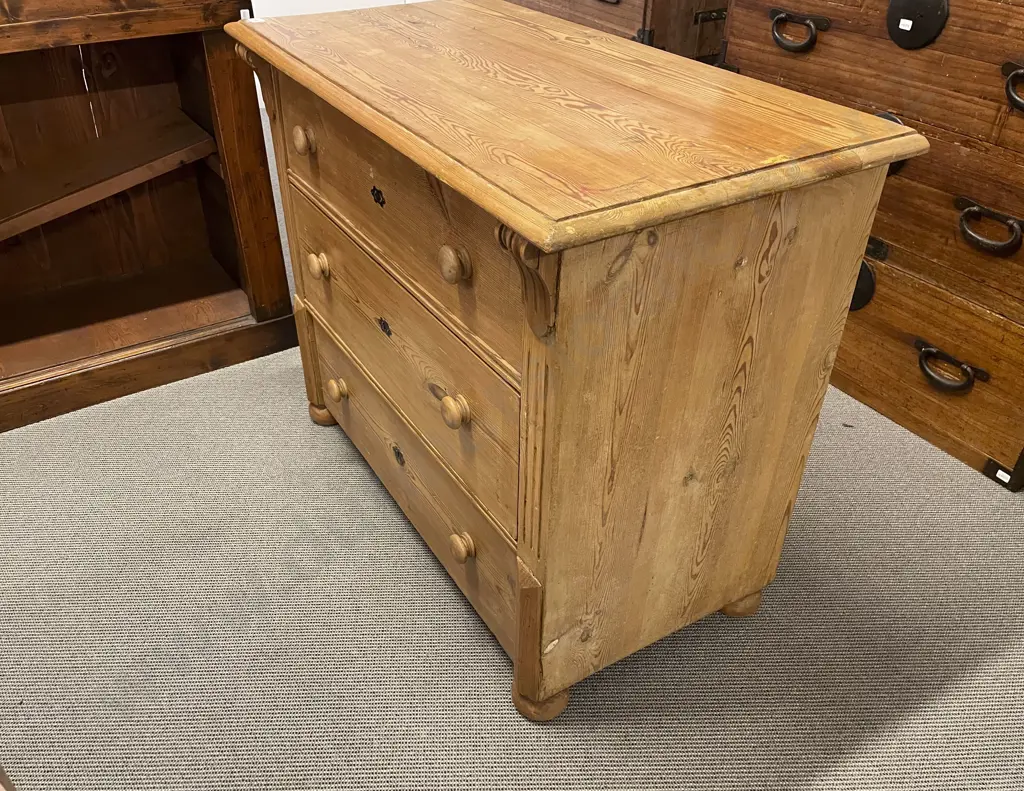 C19th Pine Flat Front Chest Image 1++