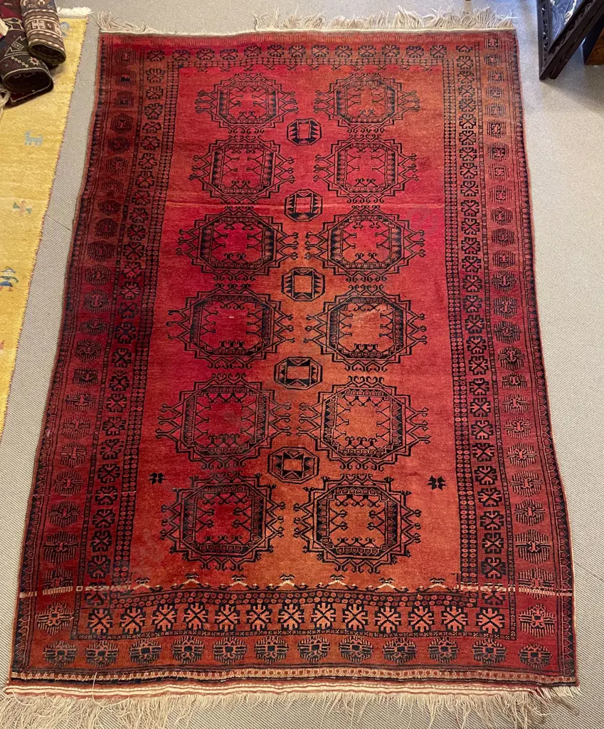 Antique Persian Rug 272cm x 188cm (some fringe faults) Image 1++