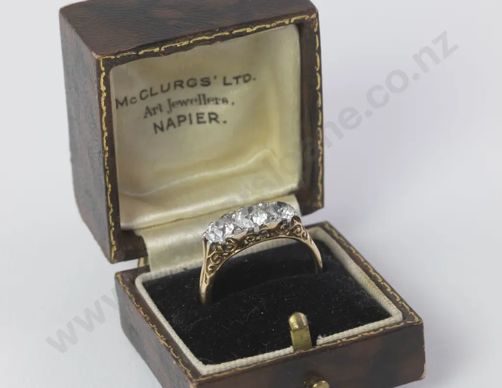 Victorian 15ct Seven Stone Diamond London Bridge Ring Image 1++