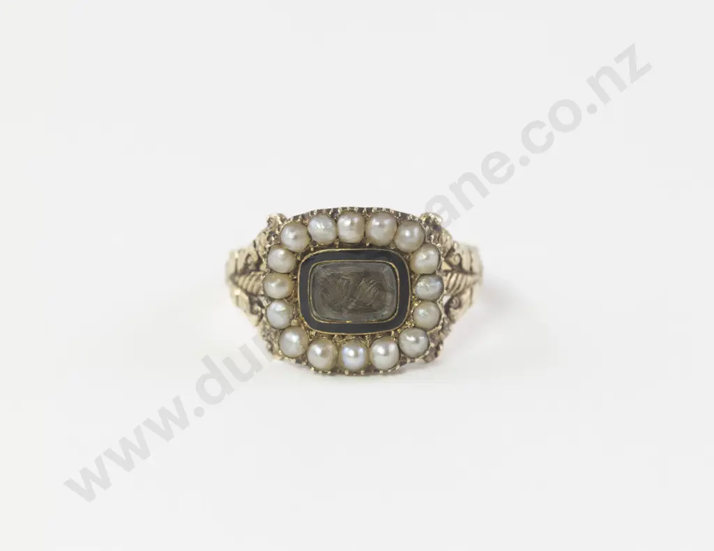 Georgian 15ct Mourning Ring Image 1++
