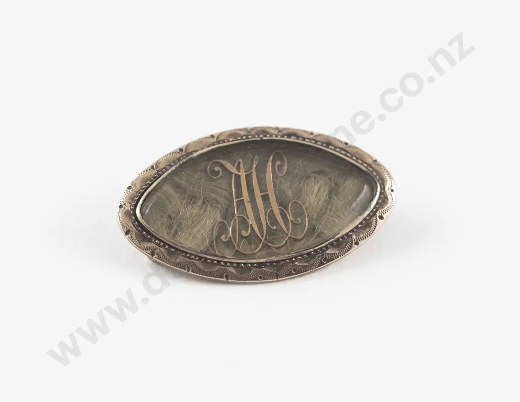 Georgian 9ct Initialled Hair Plait Memorial Brooch Image 1++