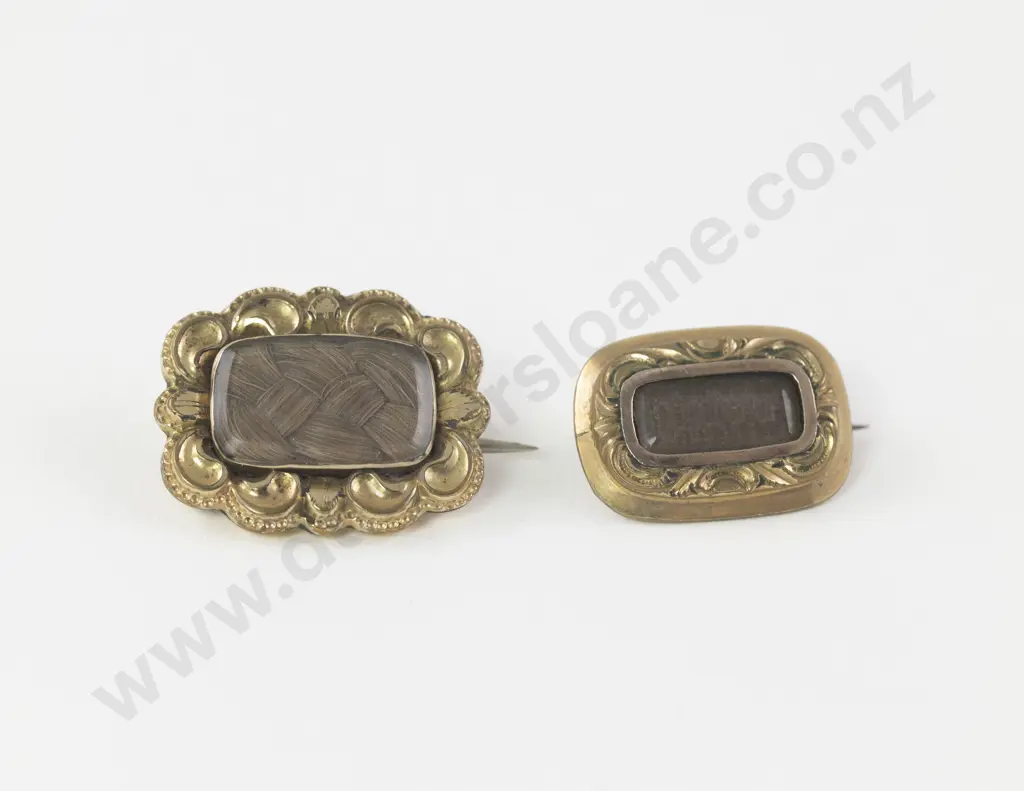 Georgian Gold Hair Memorial Brooch Image 1++