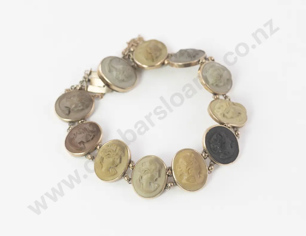 Victorian 9ct Mounted Carved Lava Cameo Bracelet Image 1++