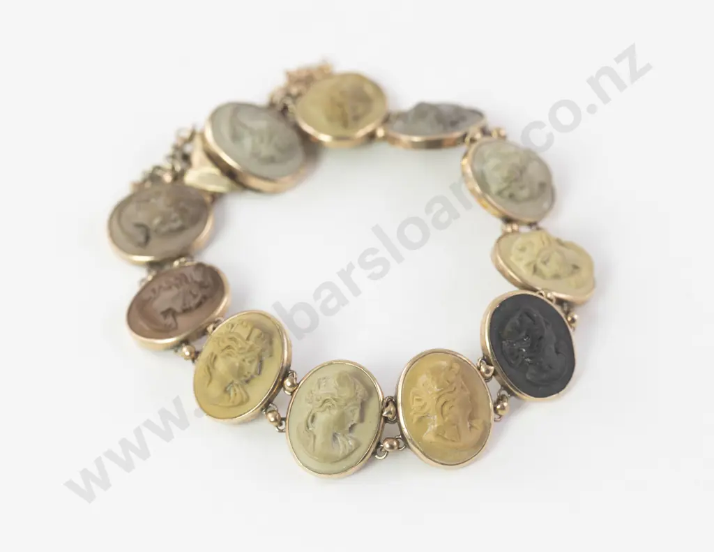 Victorian 9ct Mounted Carved Lava Cameo Bracelet Image 1++