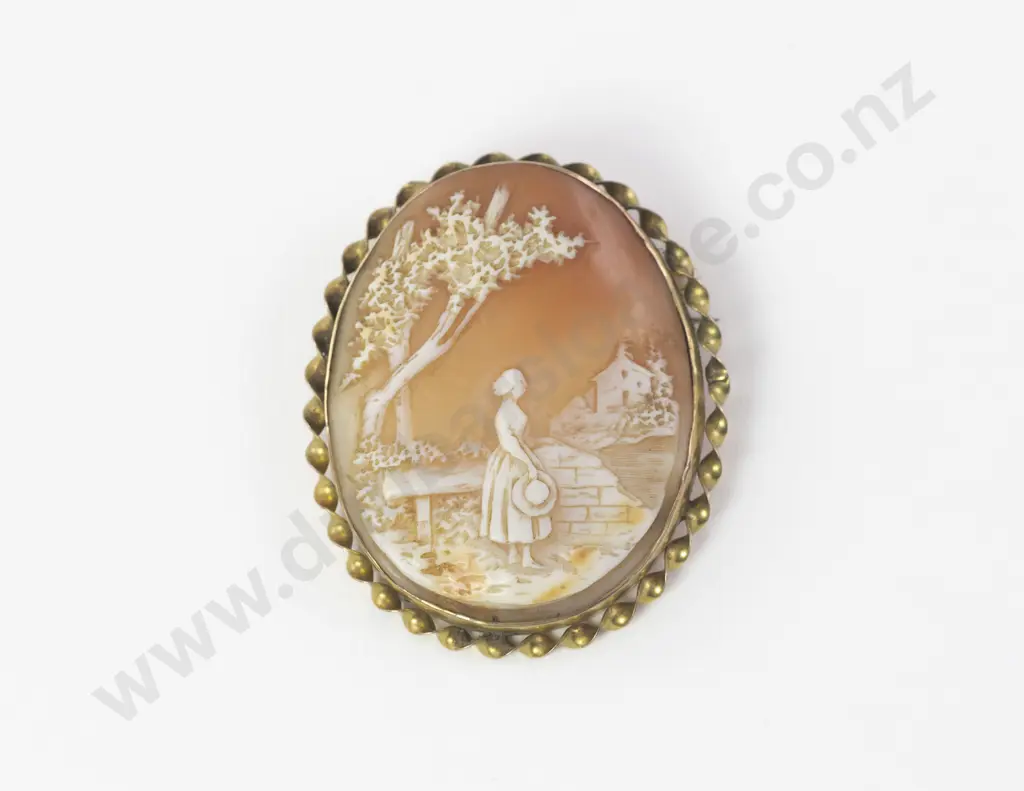 Victorian 9ct Framed Classical High Relief Cameo Brooch Image 1++