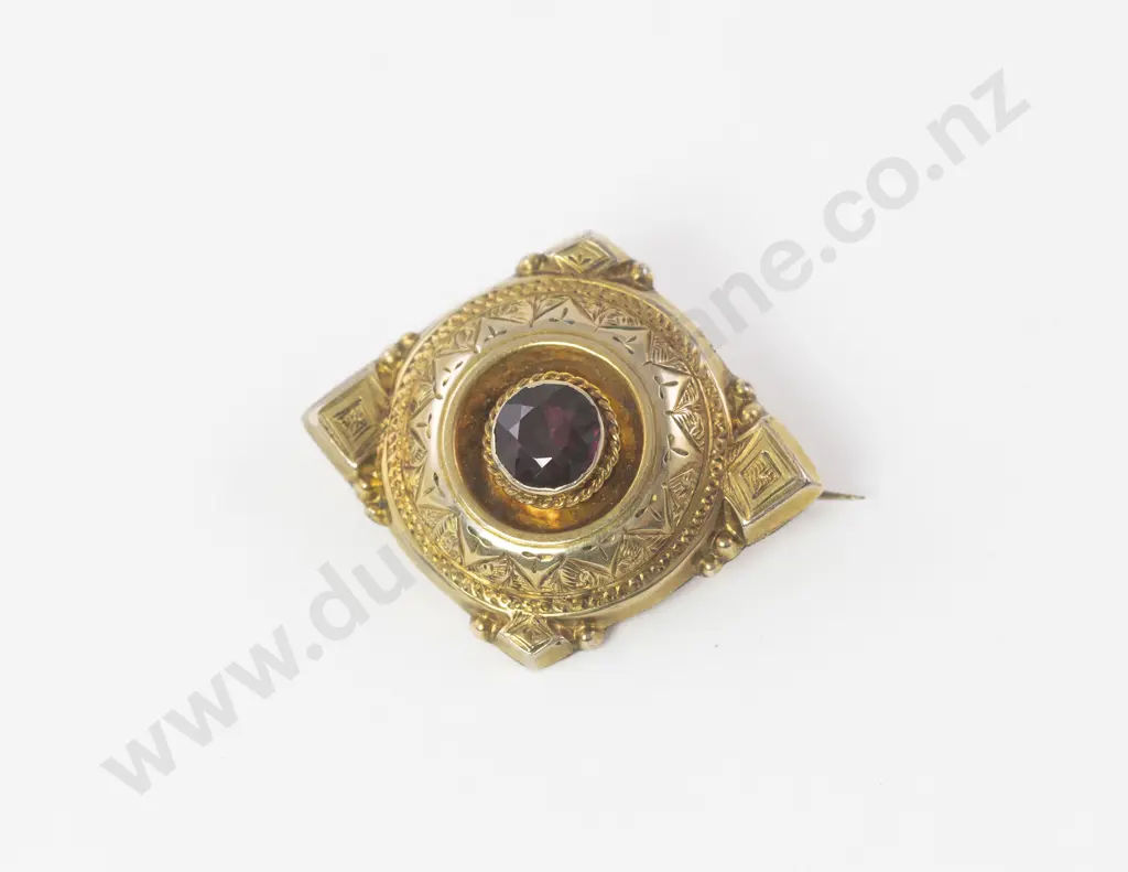 Victorian 9ct Single Garnet Target Brooch Image 1++