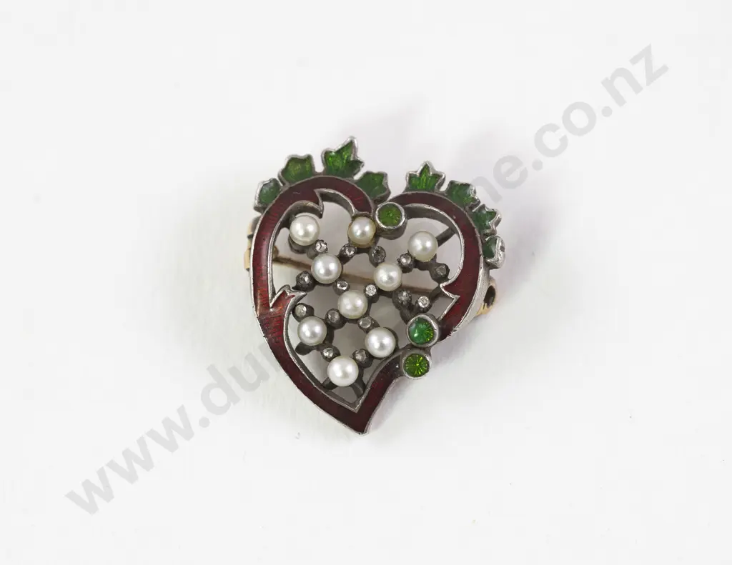 Victorian Enamel Heart Brooch Image 1++