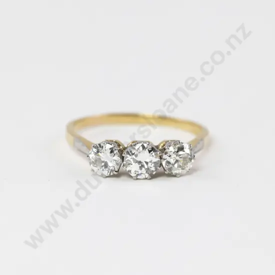 18ct Three Stone Diamond Ring