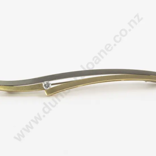 18ct Yellow and White Gold Single Diamond Bar Brooch