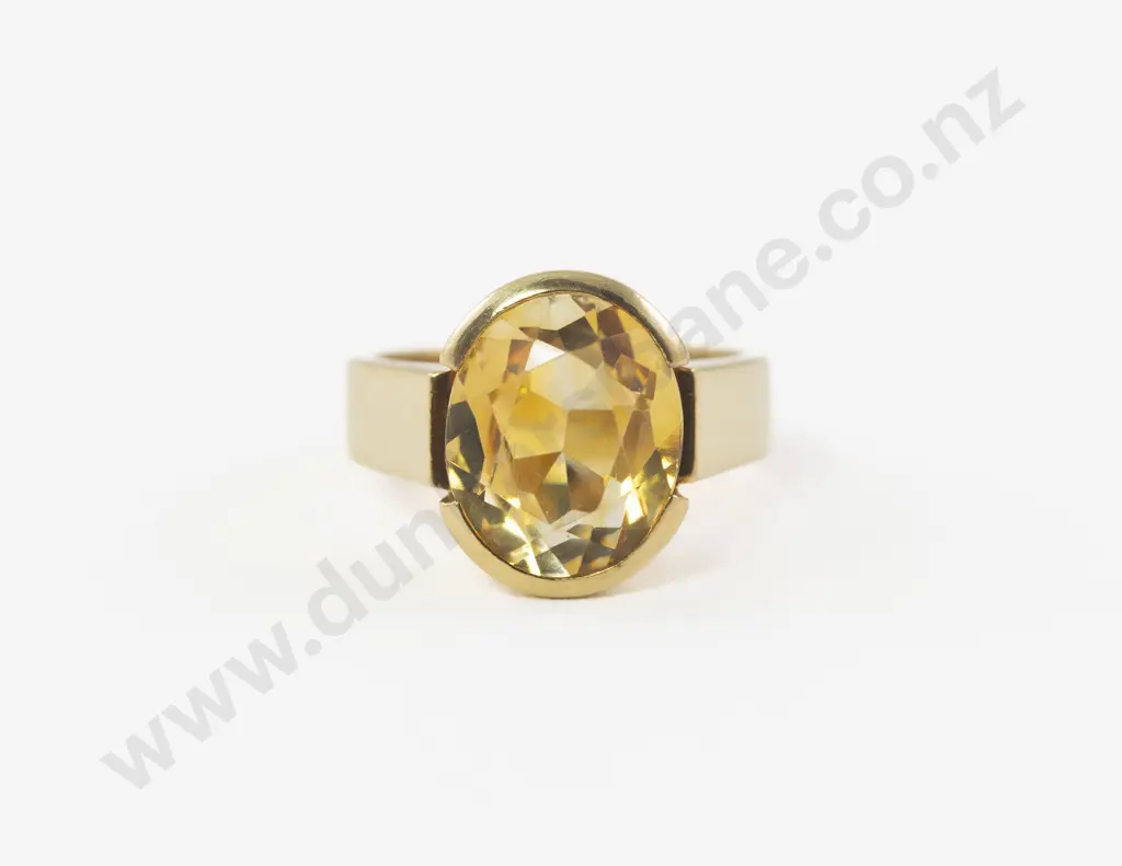 NZ Kobi Bosshard 18ct Single Citrine Ring Image 1++