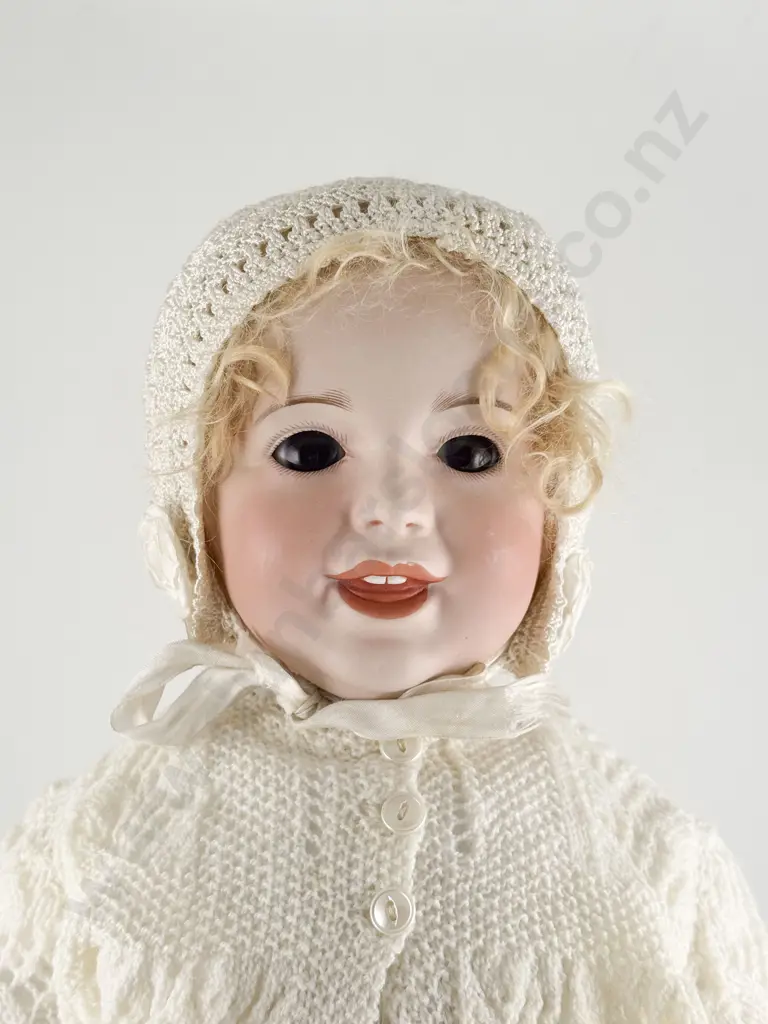 SFBJ Bisque 'Laughing Character Baby' Image 1++