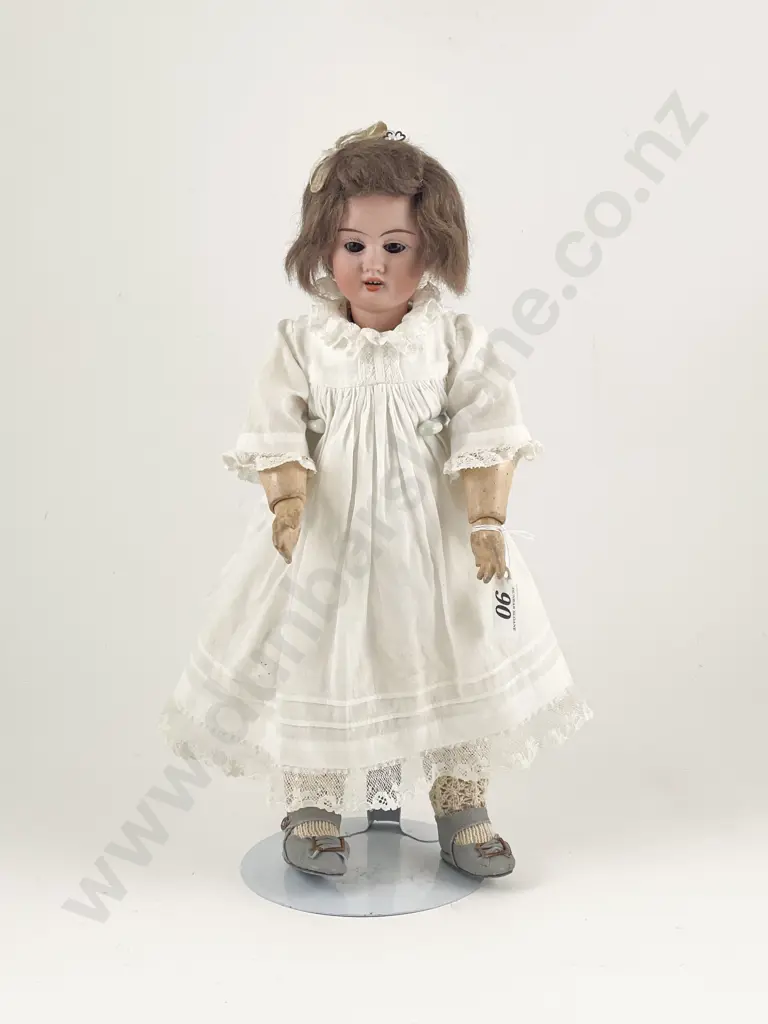 Unidentified Germany Bisque Doll Image 1++