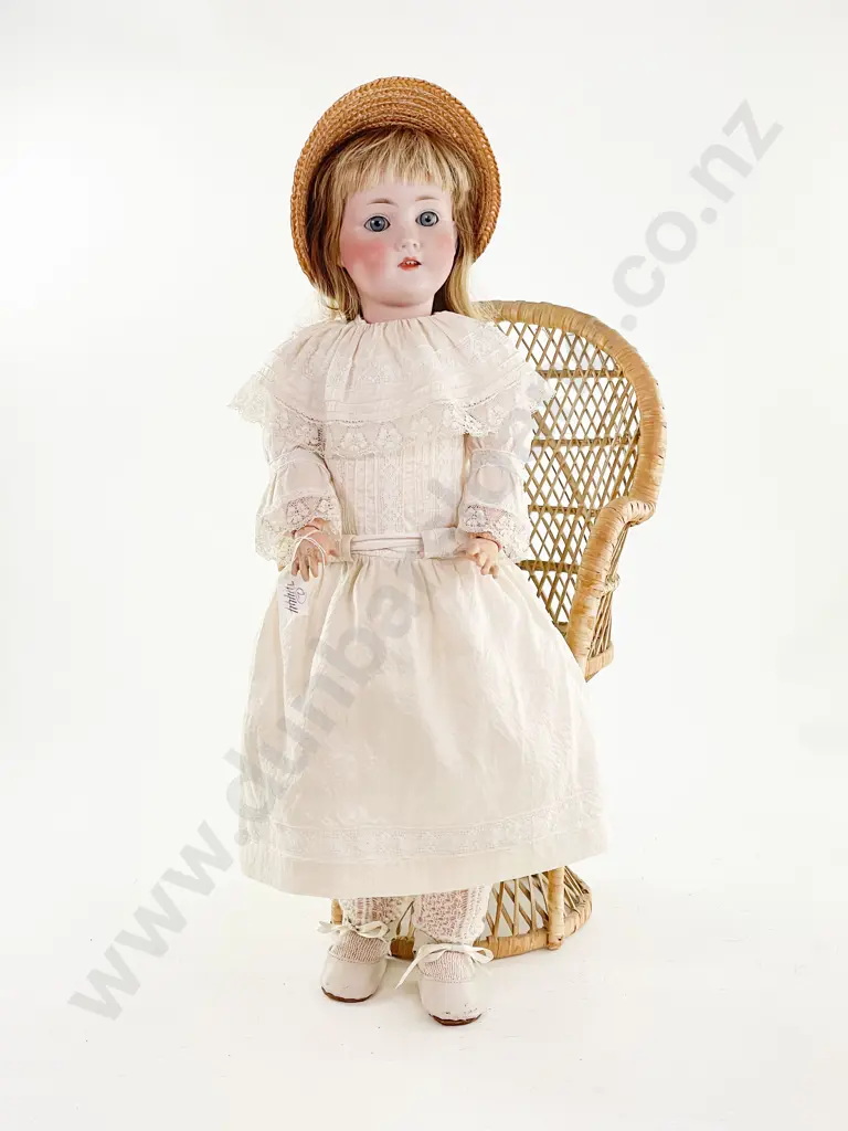 Special Bisque Doll Image 1++