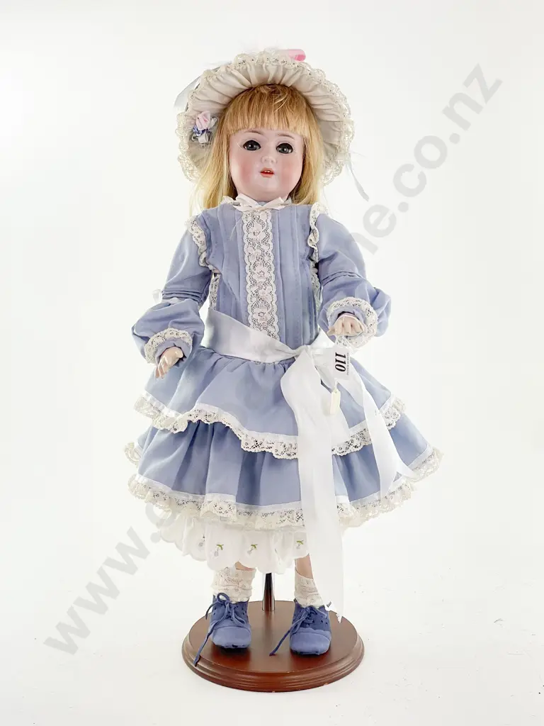 'Priscilla' Schoenau & Hoffmeister Bisque Doll Image 1++