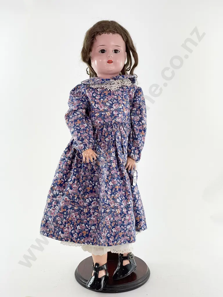 Antique Socket No 7 Tin Head Doll Image 1++