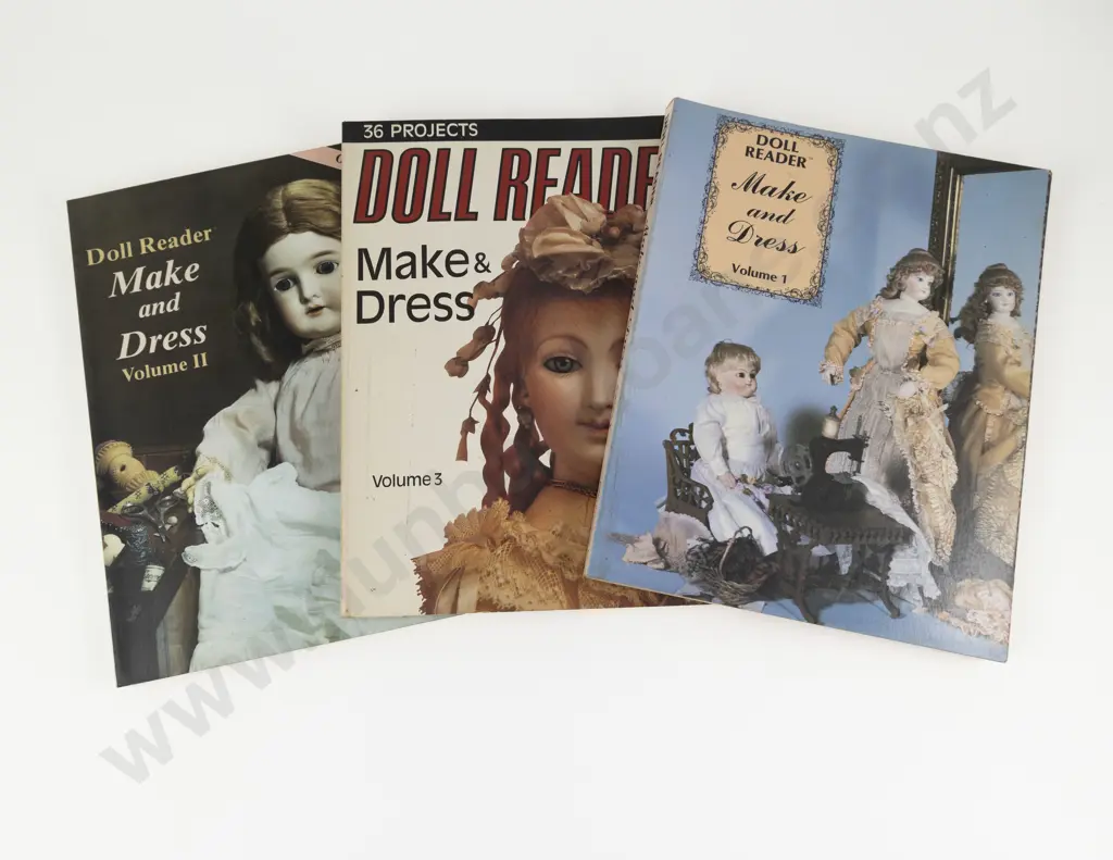 Reference - Doll Reader Make & Dress Vols 1 2 and 3 Image 1++