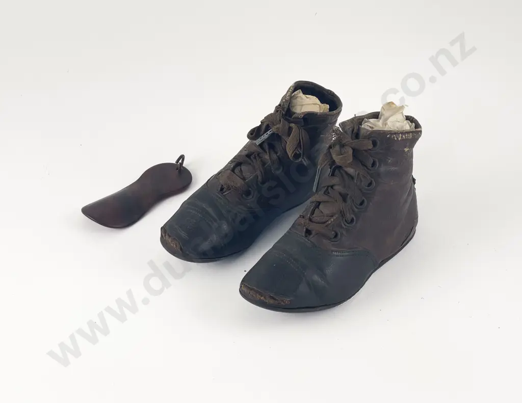 Pair Late Victorian Infants High Top Two Tone Leather Lace Up Shoes Image 1++