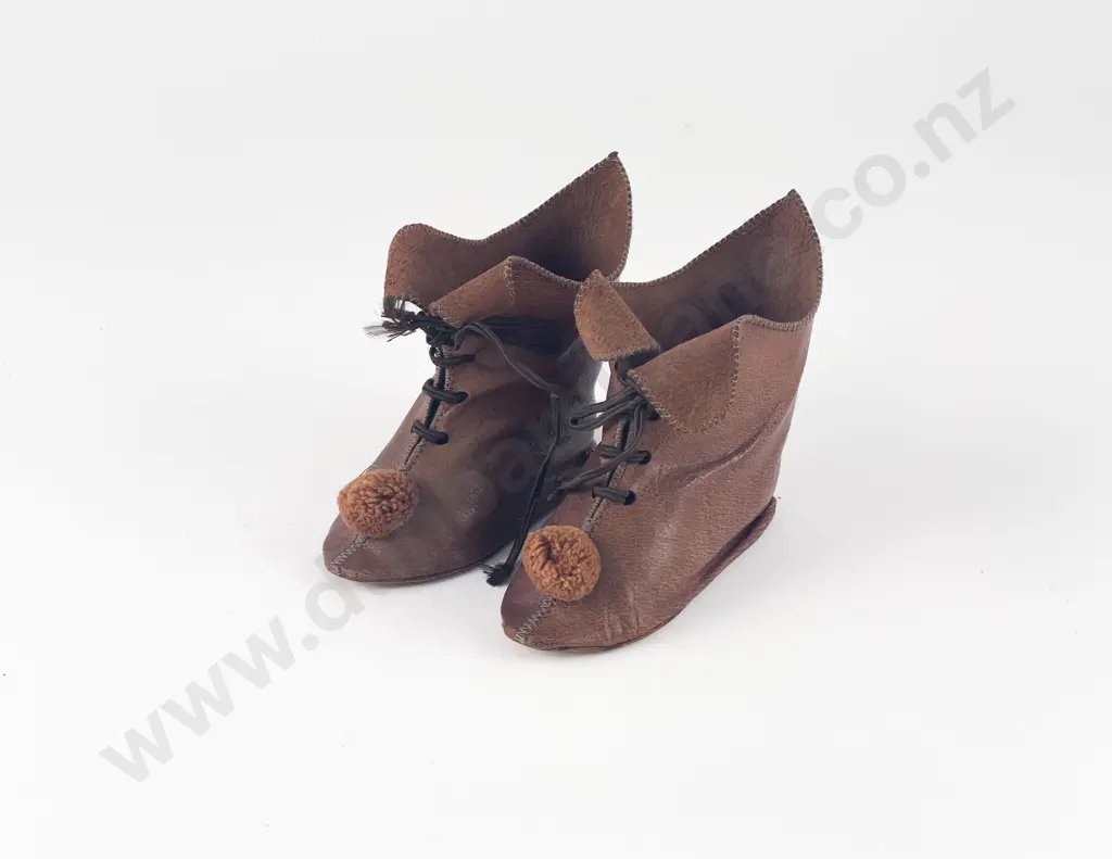Pair Late Victorian Doll Leather High Top Lace Up Shoes Image 1++