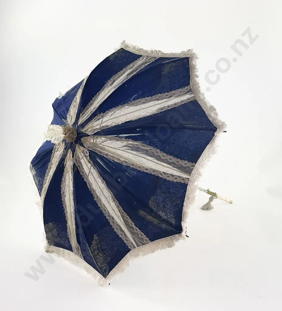 Edwardian Ladies Lace Parasol Image 1++