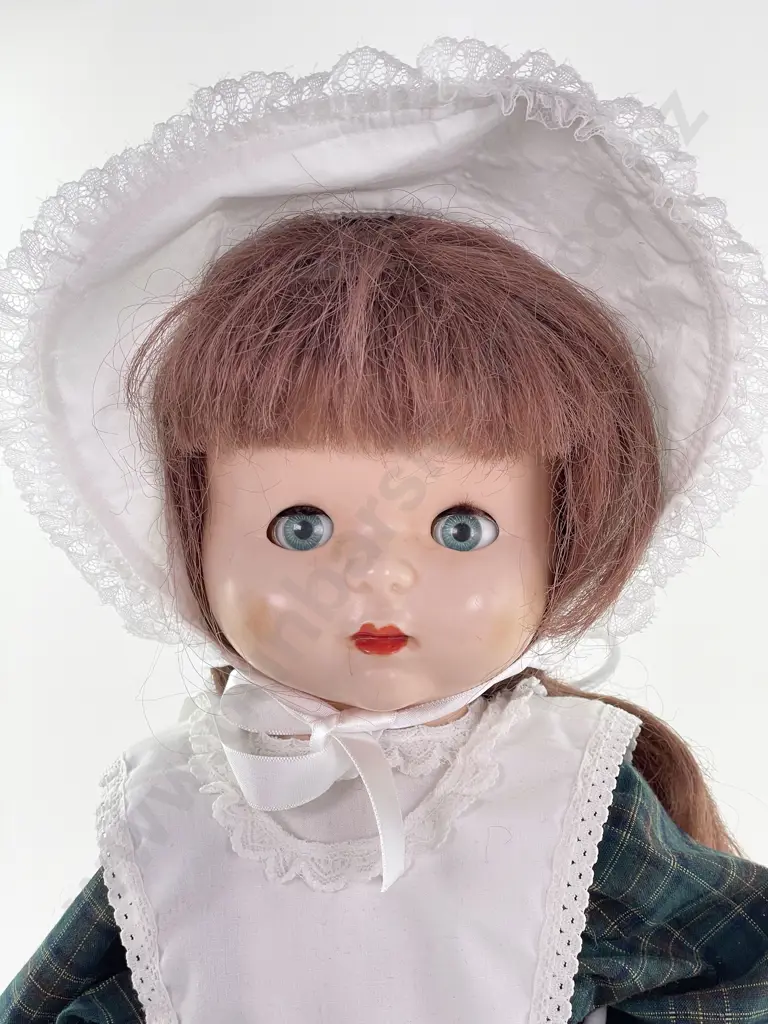 NZ Pedigree Walkie Talkie Hard Plastic Doll Image 1++