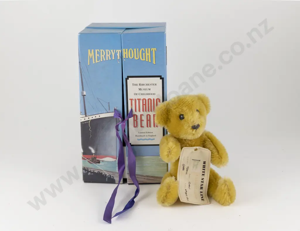 Original Boxed Merrythought Titanic Bear Image 1++