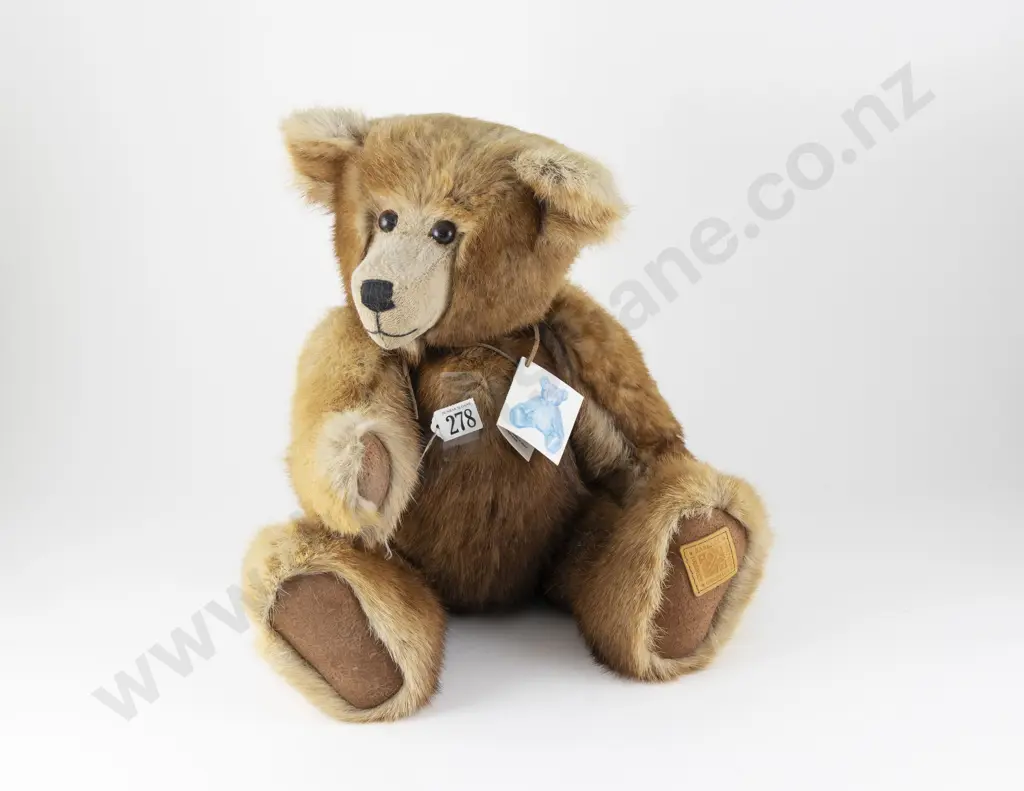 NZ Barlass - Fenfrew Hand Made Redwood Musquash Fur Teddy Bear Image 1++