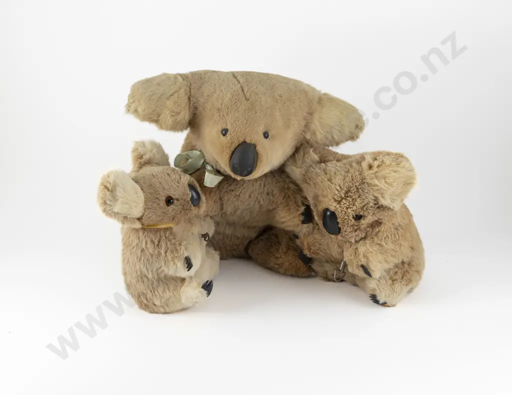 Three Vintage Australian Real Fur Koala Bears Image 1++
