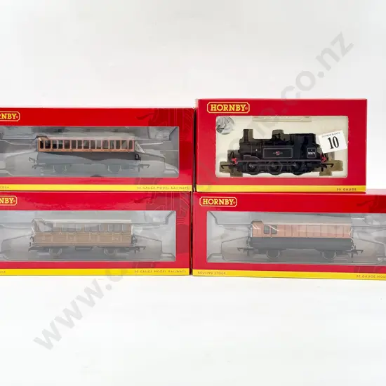Hornby Boxed R2165A BR 0-6-6 Terrier Locomotive '326670' and three coaches