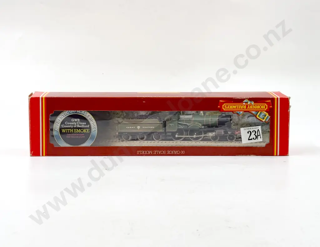 Hornby Railways Boxed R392 GWR County Class Loco 'County of Bedford' Image 1++
