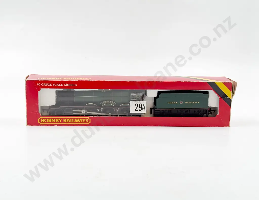 Hornby Railways Boxed R761 GWR Hall Locomotive 4-6-0 'Kneller Hall' 5934 Image 1++
