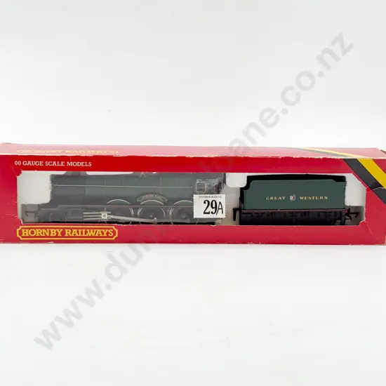 Hornby Railways Boxed R761 GWR Hall Locomotive 4-6-0 'Kneller Hall' 5934