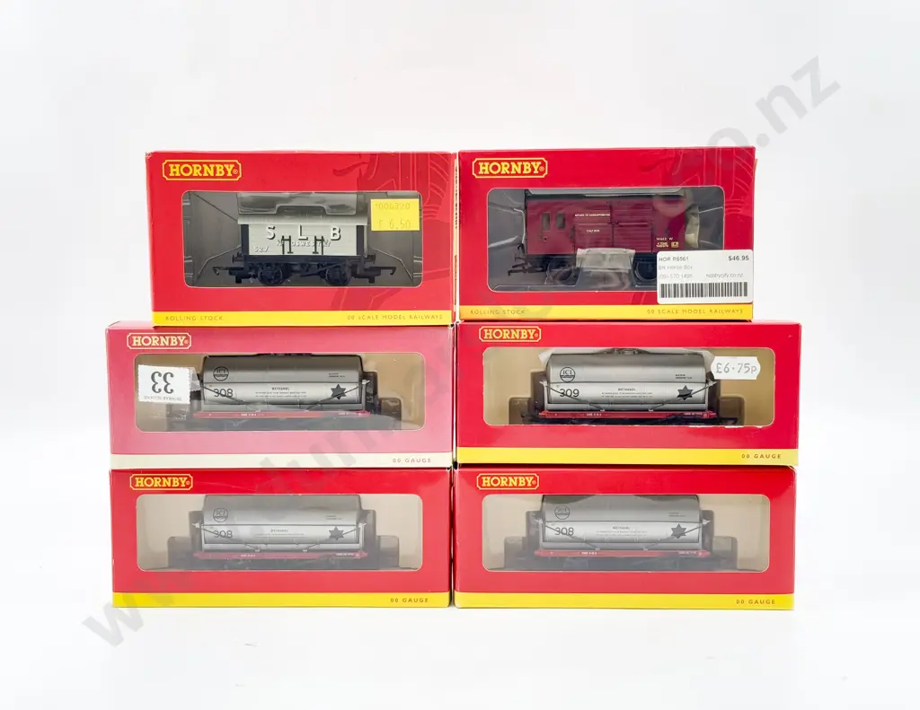 Hornby Boxed Six Various Rolling Stock Wagons Image 1++
