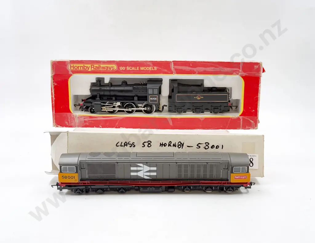 Hornby Railways Unboxed R250 BR Class 58 'Railfreight' and Boxed R857 Loco Image 1++