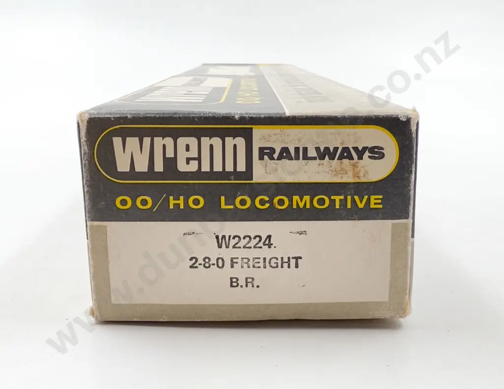 00 Gauge Wrenn Boxed W2224 2-8-0 Freight BR Image 1++