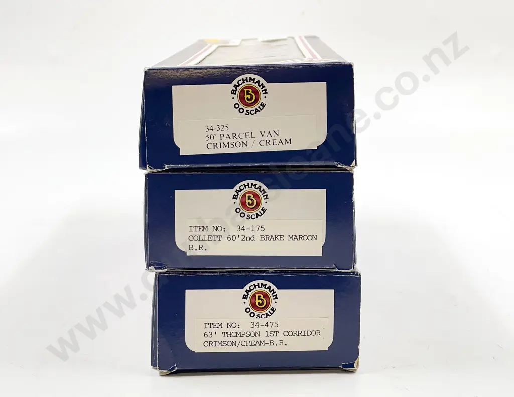 Bachmann 34-325 34-475 34-175 Boxed BR Parcel Van 1st corridor and 2nd/brake Image 1++