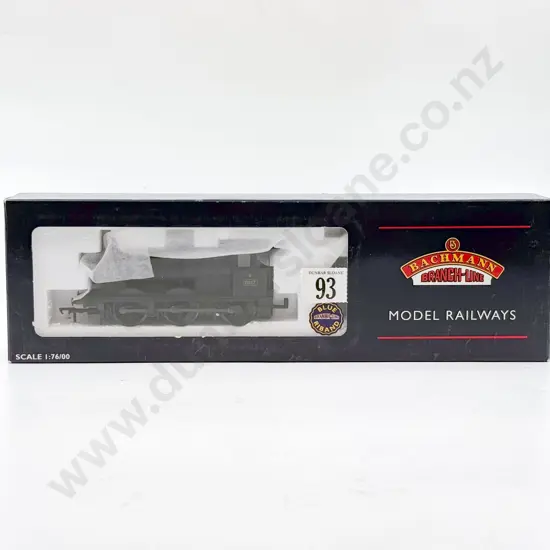 Bachmann 32-305 Boxed Collett Goods 2217 BR Black E/Crest Manor Tender (weathered)