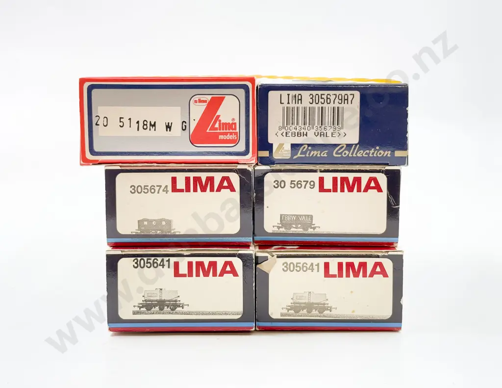 Lima Boxed Steam 0-6-0T 9420 BR with Five Rolling Stock Wagons Image 1++